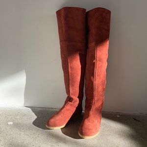 NWOT Beautiful suede over the knee boots